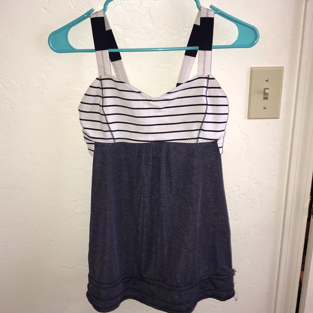 Lululemon tank